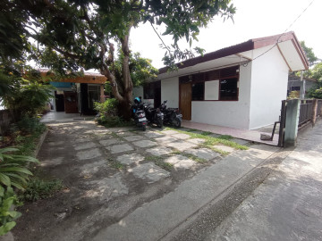 Dijual Rumah + Tanah, Dekat JL.Kayu Manis, Pekanbaru
