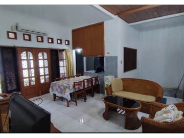 Dijual 2 unit Rumah Tengah Kota Lokasi Strategis Jl. Diponegoro - Pekanbaru