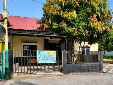 Disewakan Rumah  Cluster Jl. Soekarno Hatta - Pekanbaru