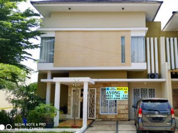 Dijual Rumah Mewah 2 Lantai, Full Renovasi, siap huni dan Negodi Jl. Satria, Pekanbaru