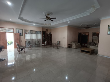 Dijual Rumah Bulatan 1.5lt ,Tanah 1.188m2, lokasi JL.Dahlia, Sukajadi, Pekanbaru