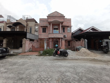 Dijual Rumah 2.5lt, JL.Pemuda, Komplek Pondok Mutiara - Pekanbaru