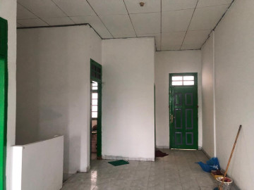Dijual/ disewakan 2 unit Rumah 2 lt Jl. Karya Bakti
